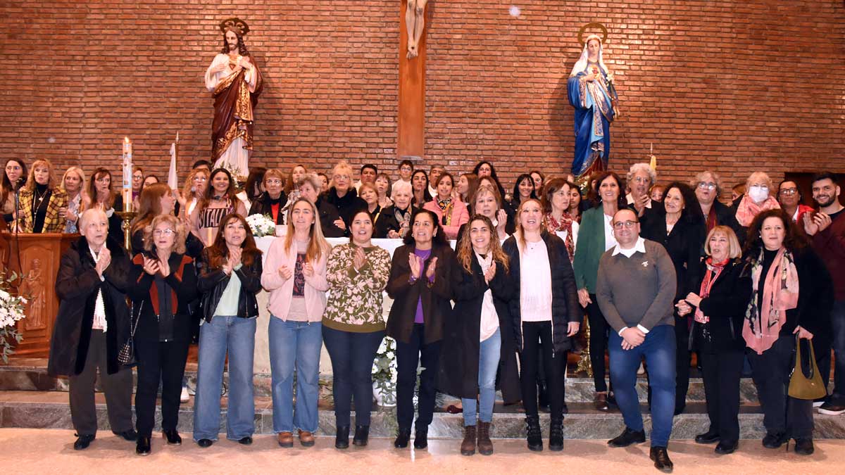 Docentes de ayer y hoy. Foto: Florencia Arsuaga.